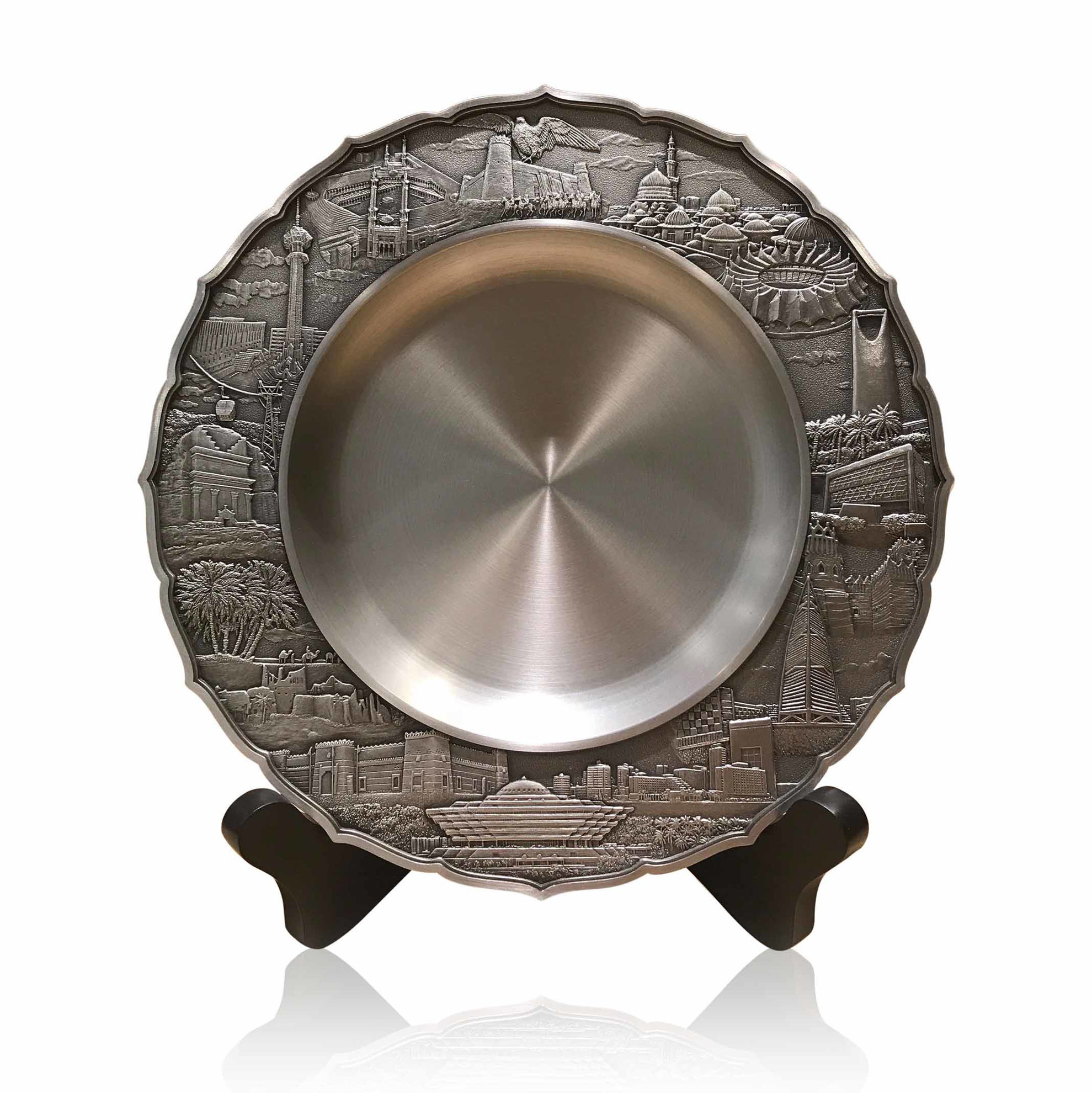 Picture of Saudi Landmark Pewter Plate Small