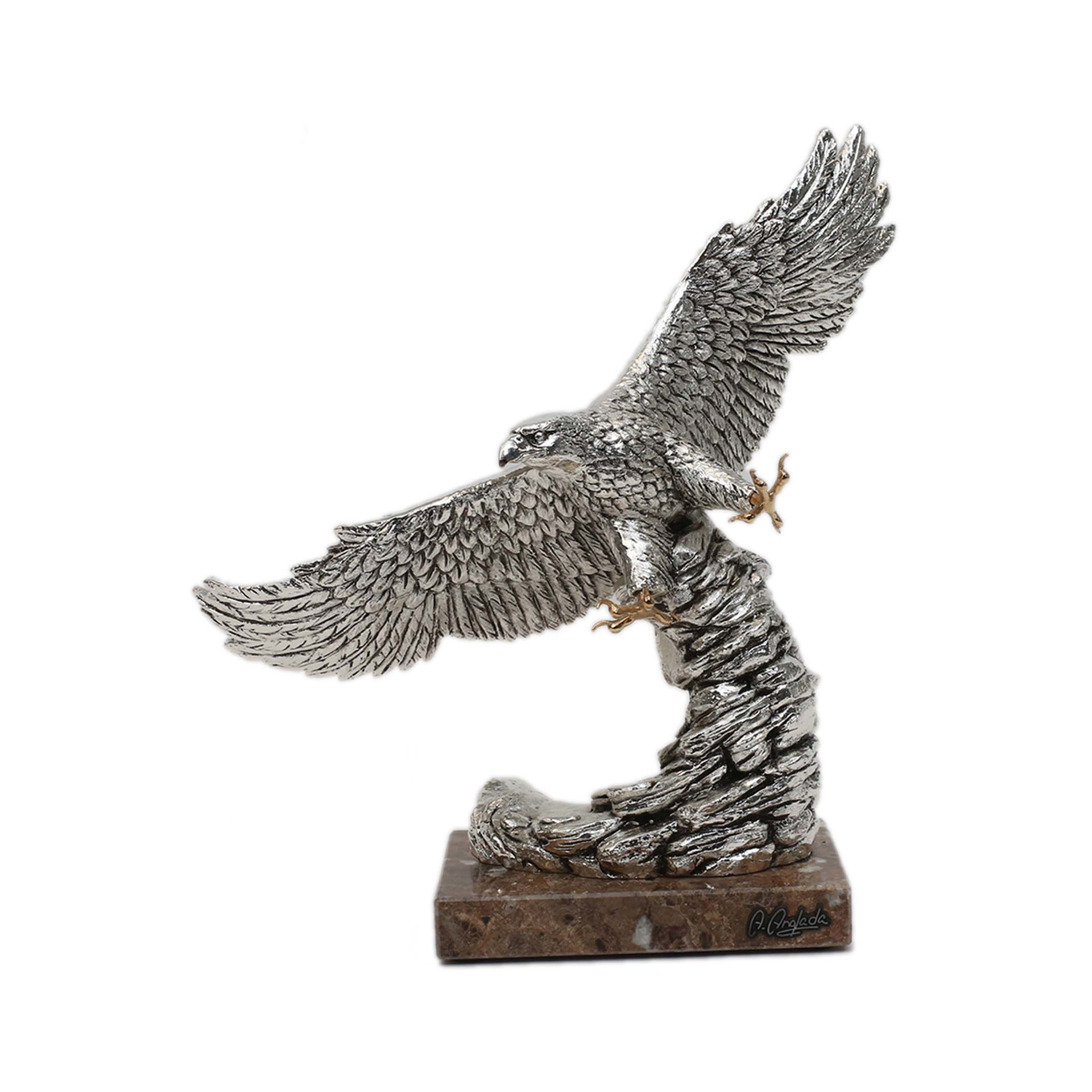 Picture of Eagle Flying Sculpture Silver