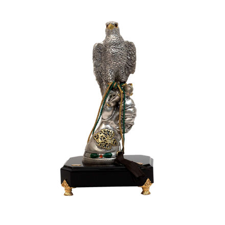 Picture of Arabia Falcon on Hand Silver